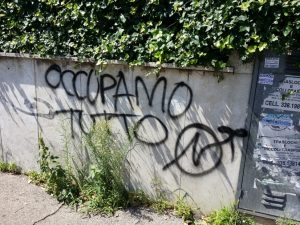 Politisches Graffiti (ScriMuRo)